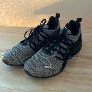 Puma Axelion men’s training shoes size11